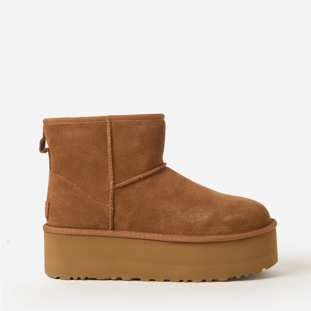 UGG Chestnut Classic Mini Platform Boots